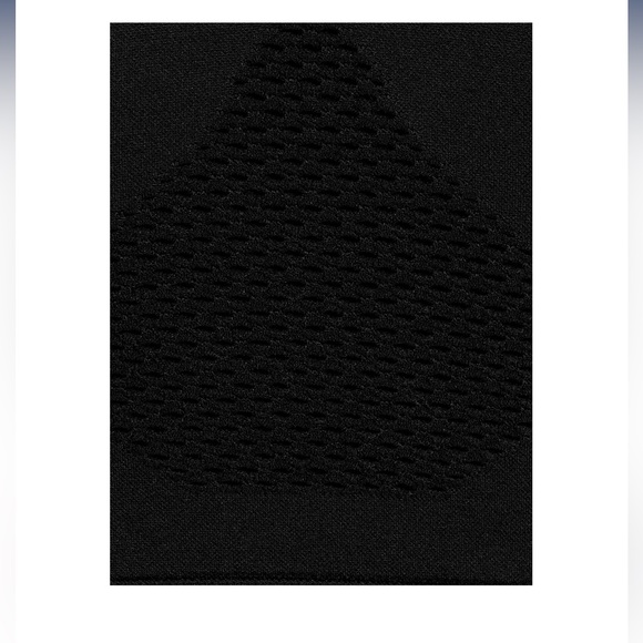 UC Under Control Sport Bra - Picture 9 of 11